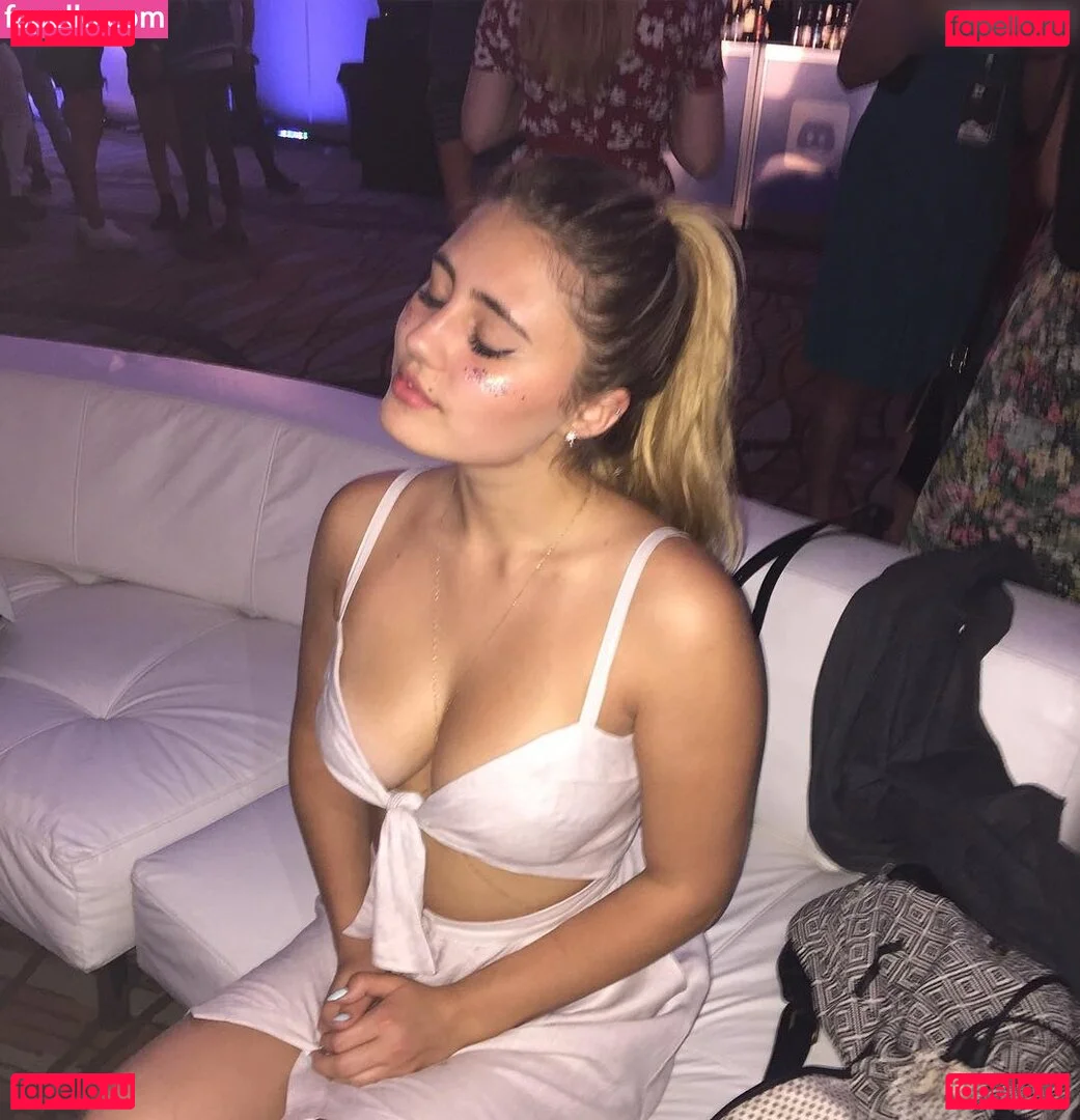 Lia Marie Johnson Onlyfans Photo Gallery 