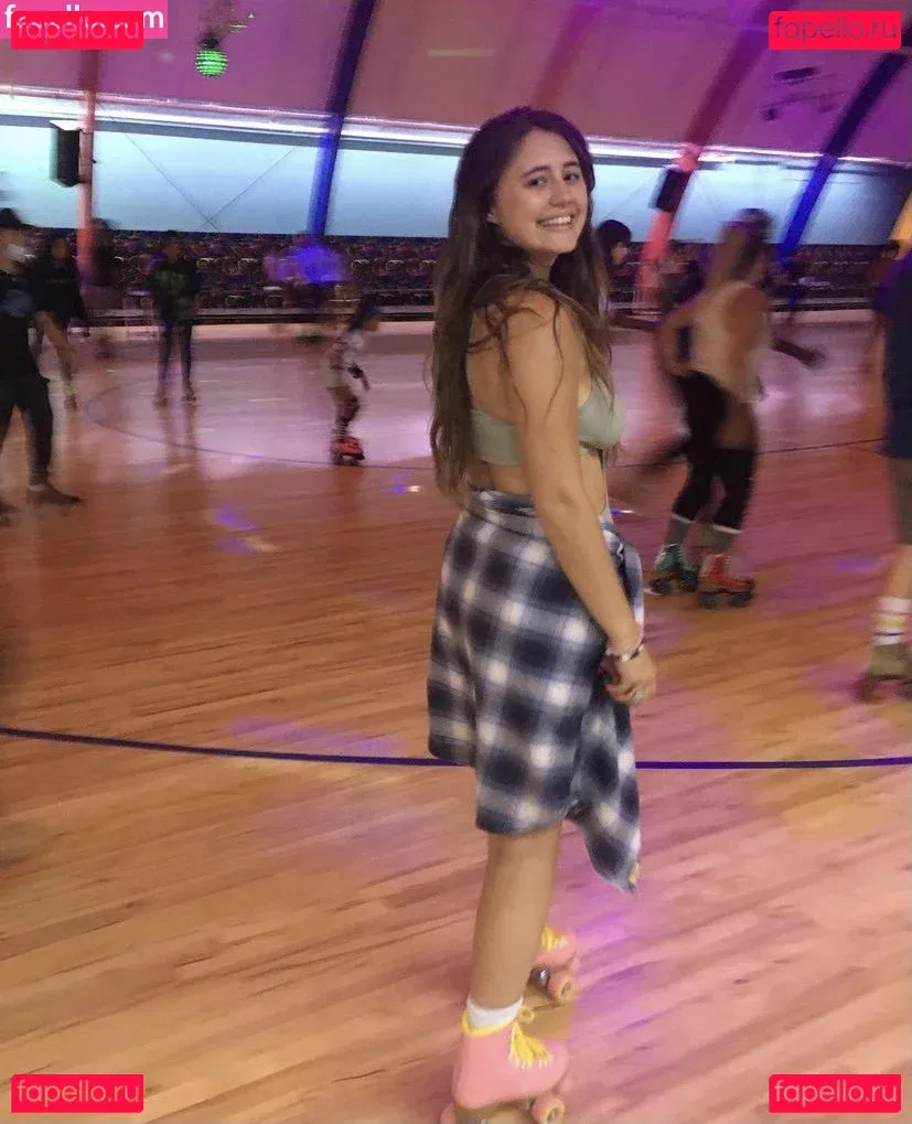 Lia Marie Johnson Onlyfans Photo Gallery 