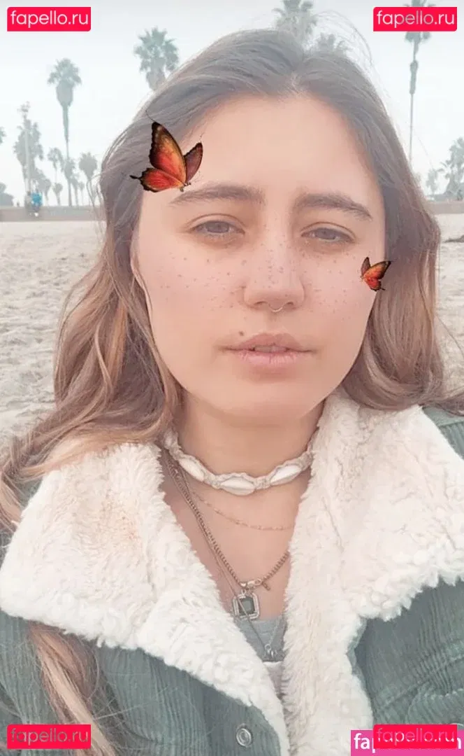 Lia Marie Johnson Onlyfans Photo Gallery 