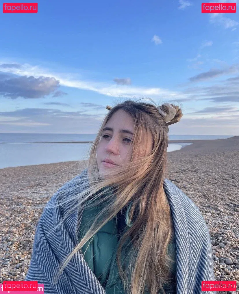 Lia Marie Johnson Onlyfans Photo Gallery 