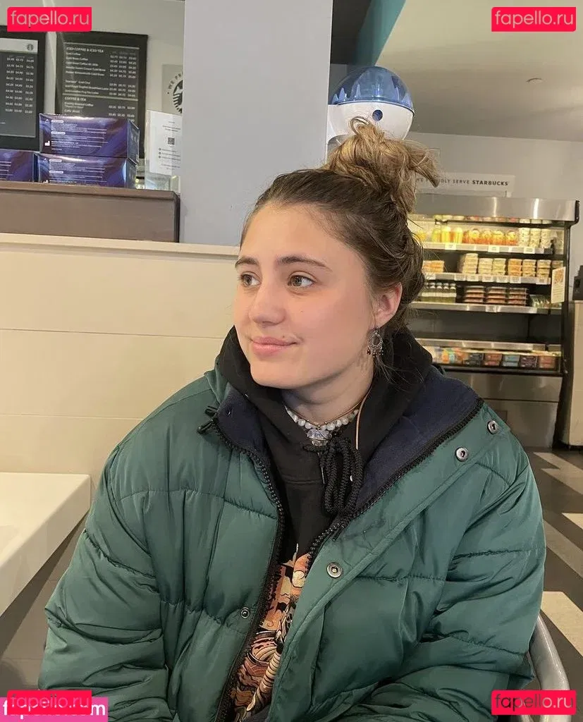 Lia Marie Johnson Onlyfans Photo Gallery 