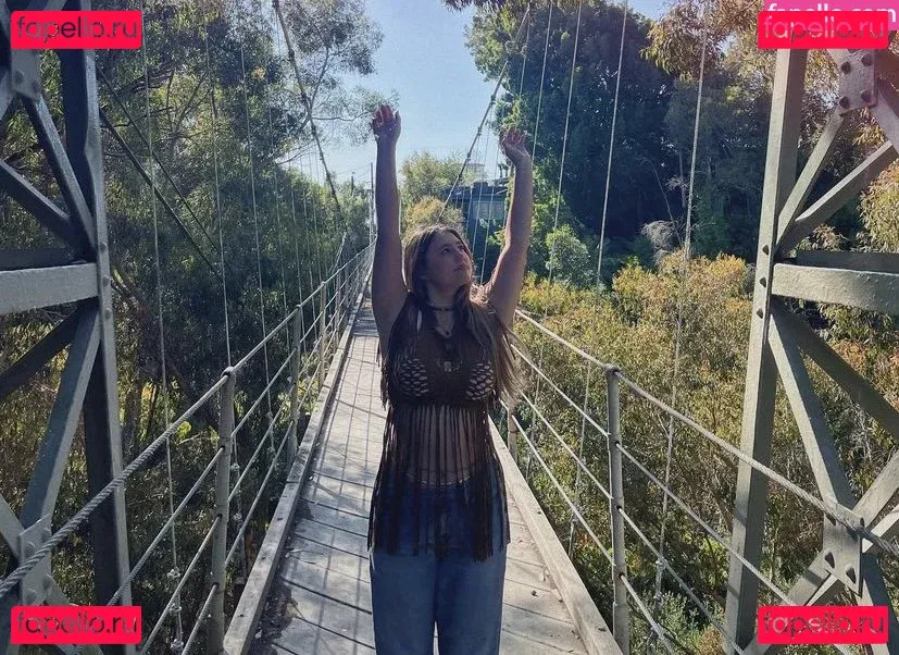 Lia Marie Johnson Onlyfans Photo Gallery 