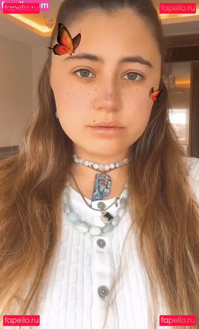 Lia Marie Johnson Onlyfans Photo Gallery 