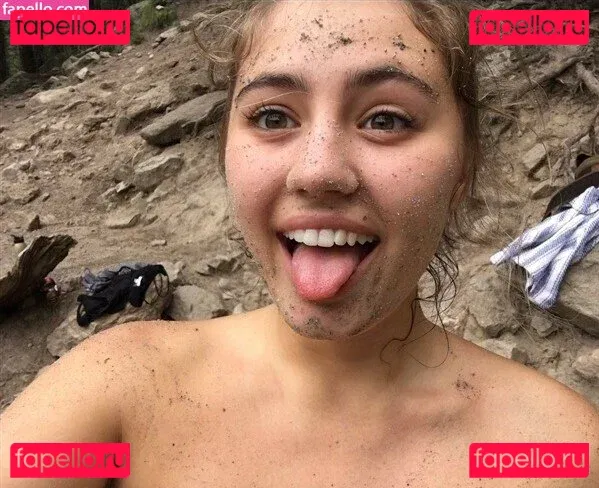 Lia Marie Johnson Onlyfans Photo Gallery 