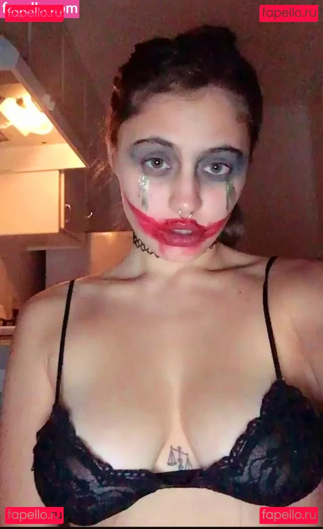 Lia Marie Johnson Onlyfans Photo Gallery 