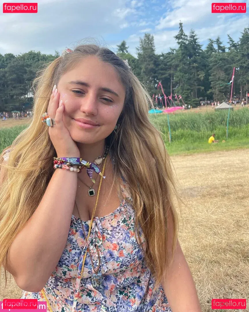 Lia Marie Johnson Onlyfans Photo Gallery 