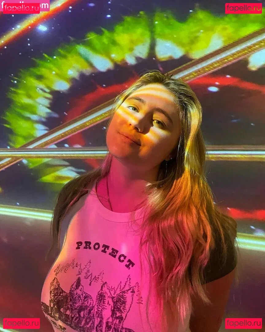 Lia Marie Johnson Onlyfans Photo Gallery 