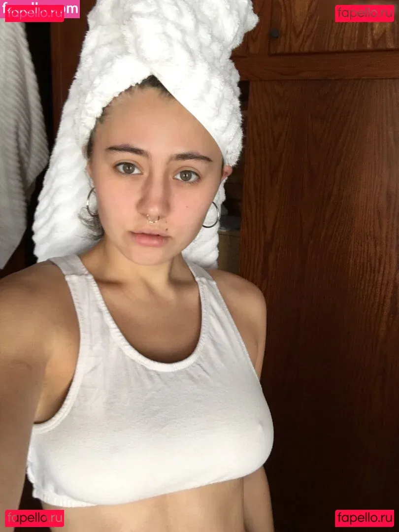 Lia Marie Johnson Onlyfans Photo Gallery 
