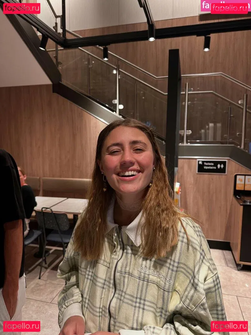 Lia Marie Johnson Onlyfans Photo Gallery 