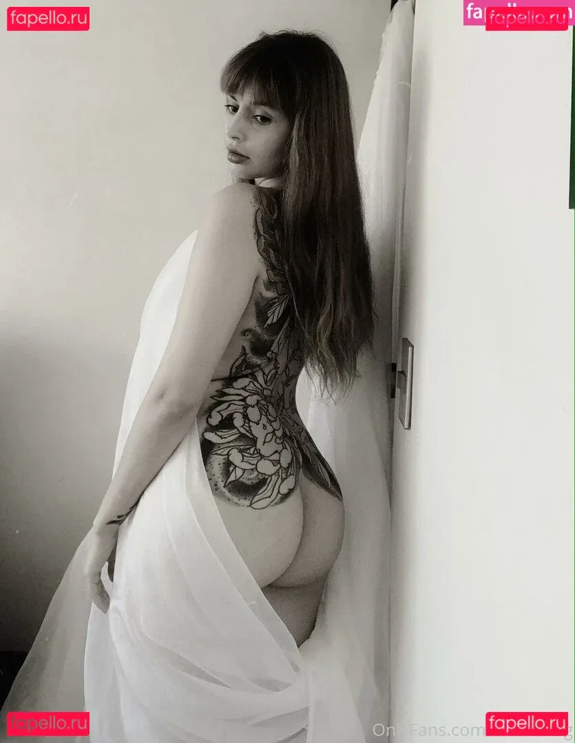 Dea Afrodite Onlyfans Photo Gallery 