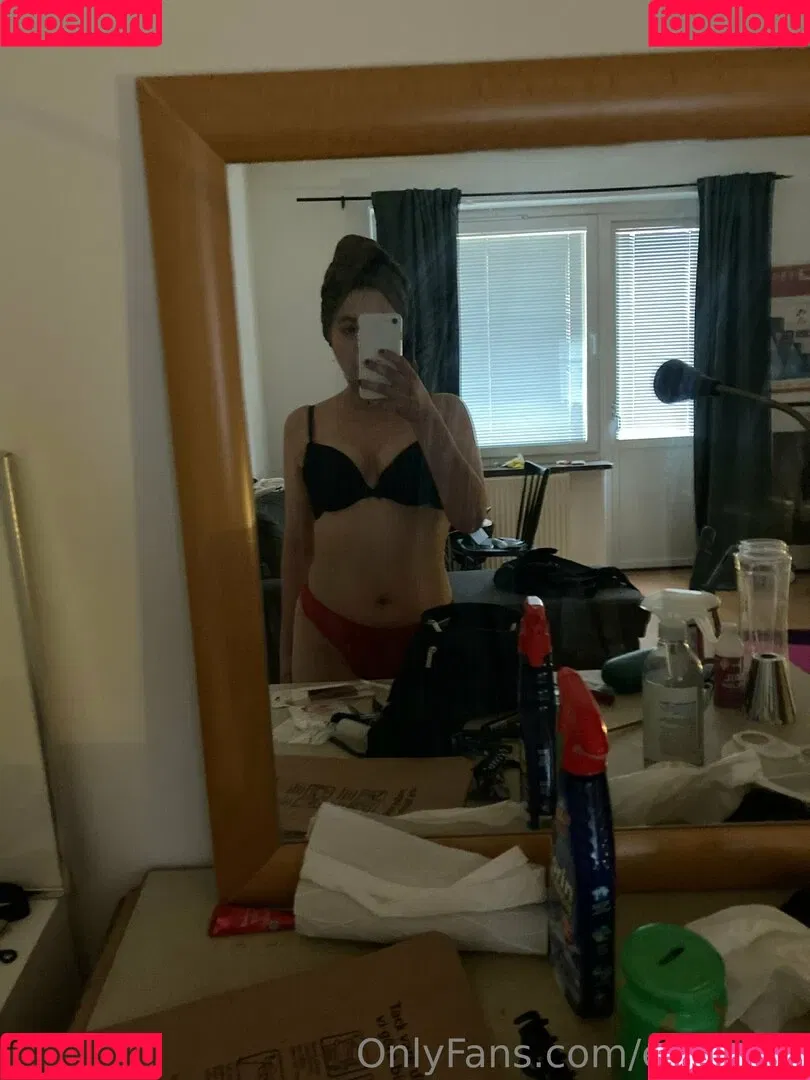 esmjone Onlyfans Photo Gallery 