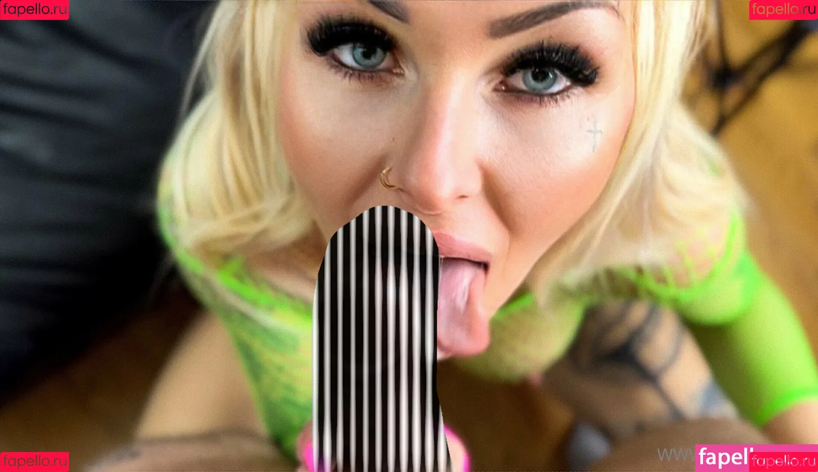 kfoxdd Onlyfans Photo Gallery 