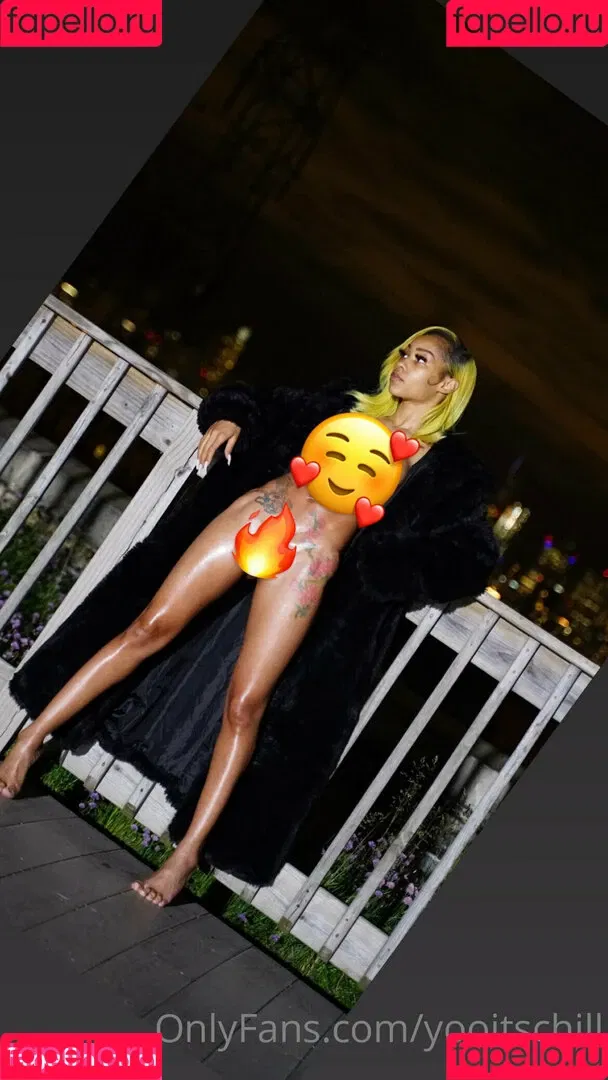 YooItsChill Onlyfans Photo Gallery 