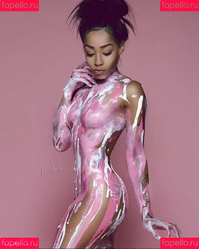 YooItsChill Onlyfans Photo Gallery 