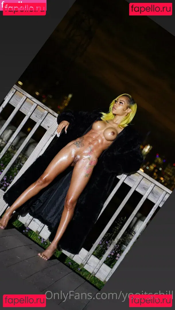 YooItsChill Onlyfans Photo Gallery 