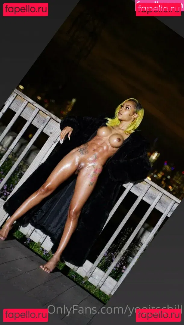 YooItsChill Onlyfans Photo Gallery 