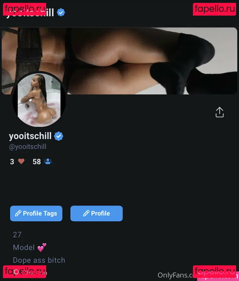YooItsChill Onlyfans Photo Gallery 