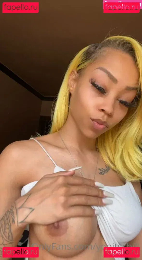 YooItsChill Onlyfans Photo Gallery 