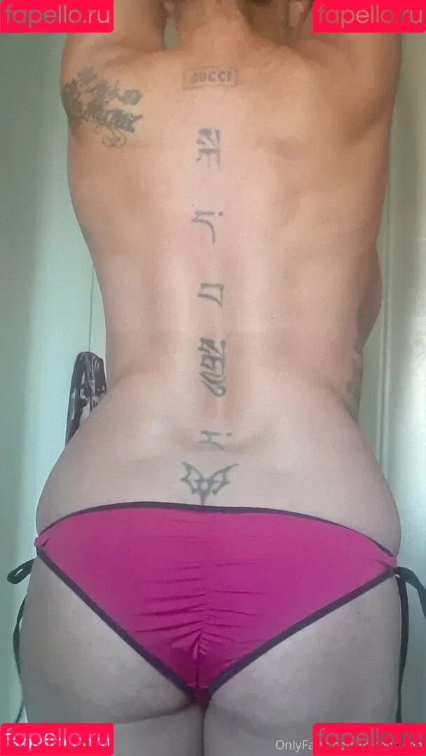 Julie K. Smith Onlyfans Photo Gallery 