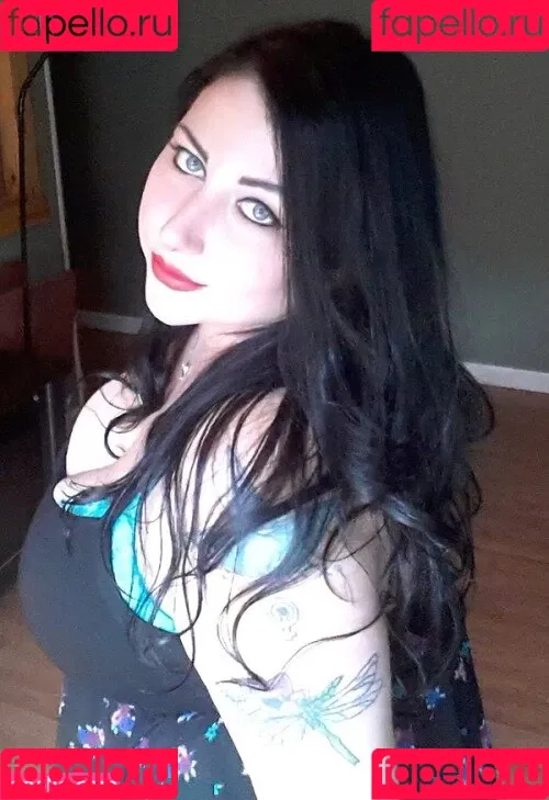 GothFemmeFatale Onlyfans Photo Gallery 