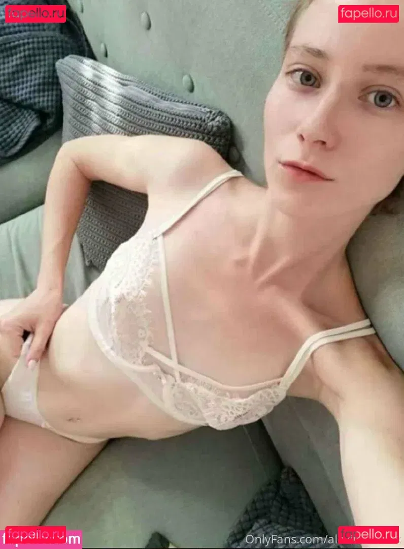 alexiwildexxx Onlyfans Photo Gallery 