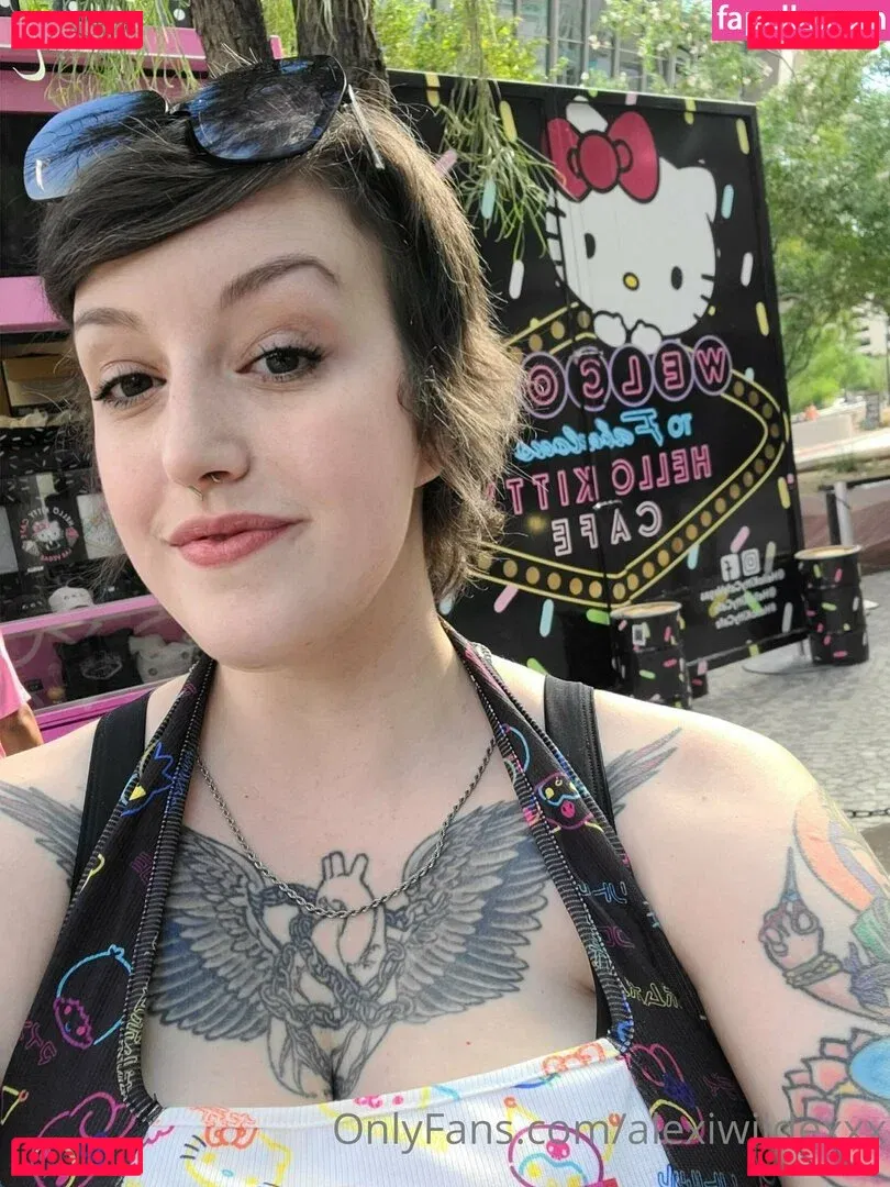 alexiwildexxx Onlyfans Photo Gallery 