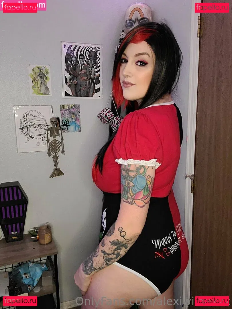 alexiwildexxx Onlyfans Photo Gallery 