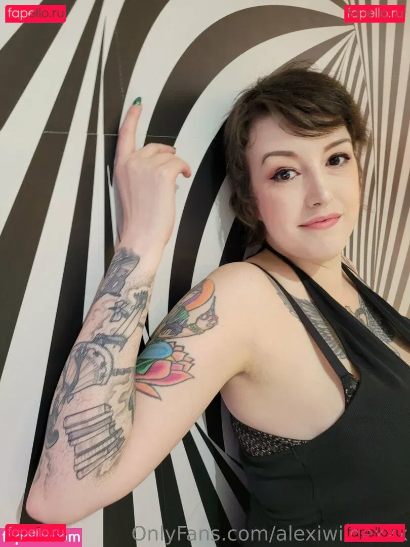 alexiwildexxx Onlyfans Photo Gallery 