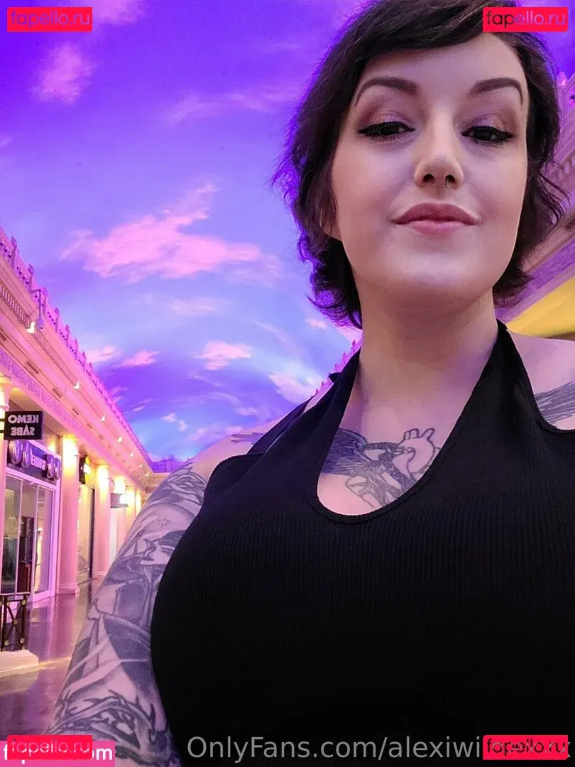 alexiwildexxx Onlyfans Photo Gallery 