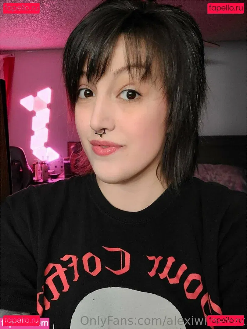 alexiwildexxx Onlyfans Photo Gallery 