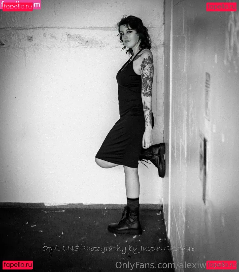 alexiwildexxx Onlyfans Photo Gallery 