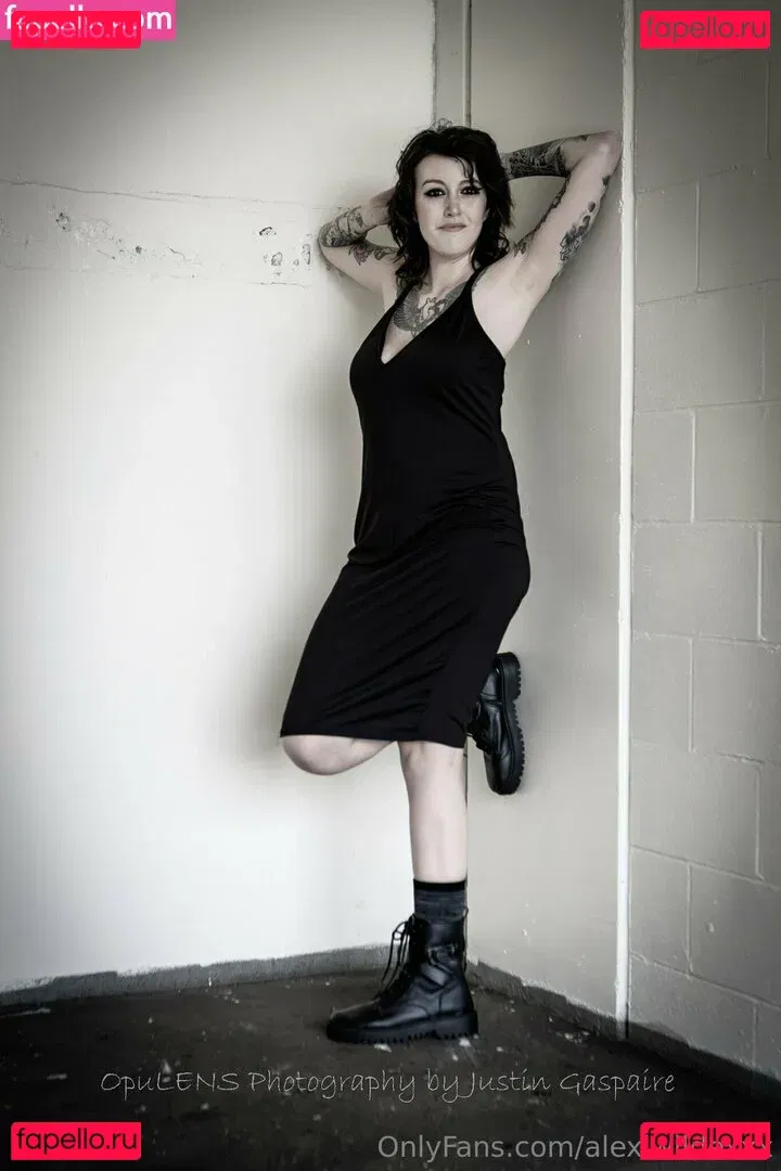 alexiwildexxx Onlyfans Photo Gallery 