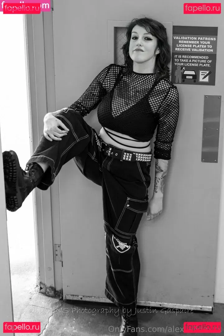 alexiwildexxx Onlyfans Photo Gallery 