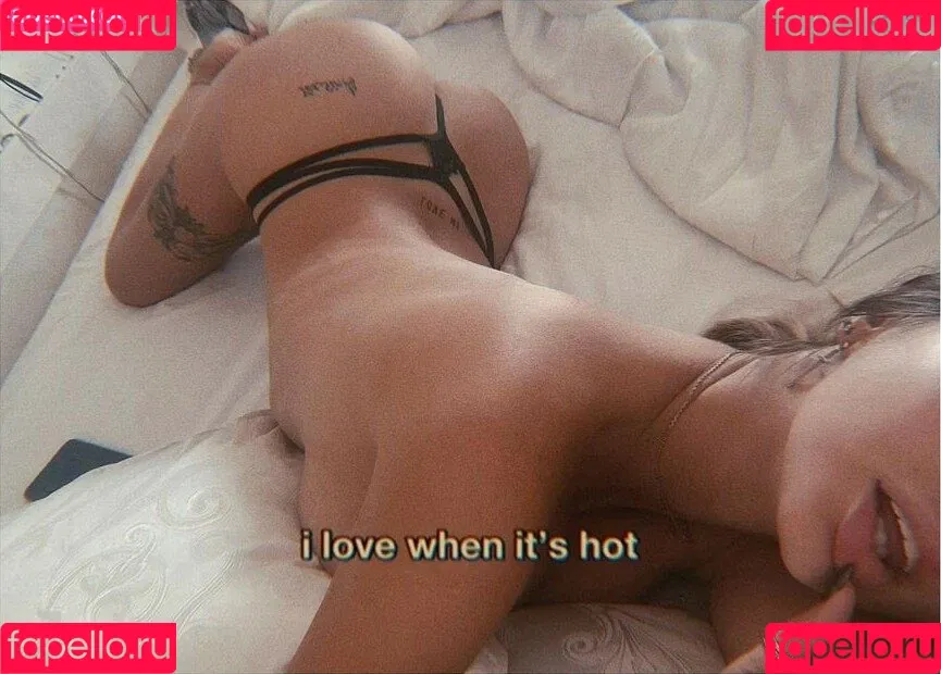 Mary Nabokova Onlyfans Photo Gallery 