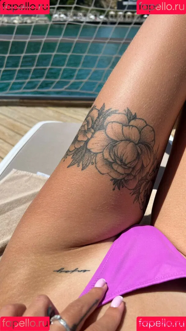 Mary Nabokova Onlyfans Photo Gallery 