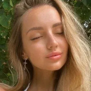 Mary Nabokova Onlyfans Photo Gallery 