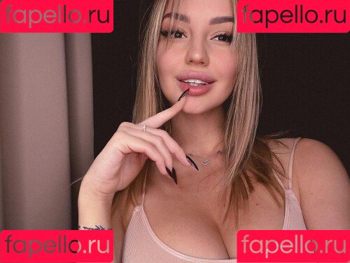 Mary Nabokova Onlyfans Photo Gallery 