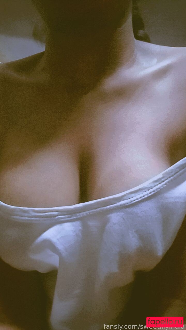 Sweet Lily Nude Onlyfans Photo 7
