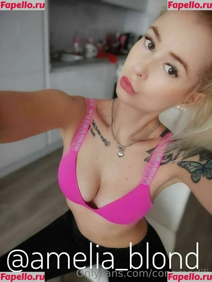 conamorlili Onlyfans Photo Gallery 