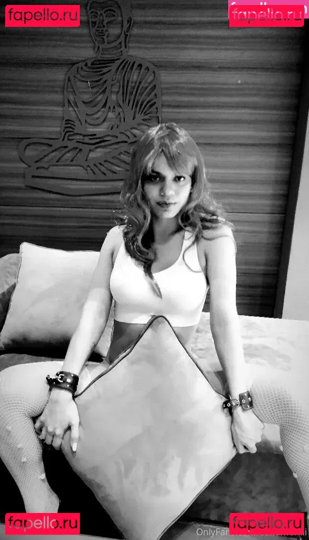 conamorlili Onlyfans Photo Gallery 