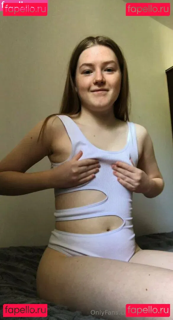 conamorlili Onlyfans Photo Gallery 