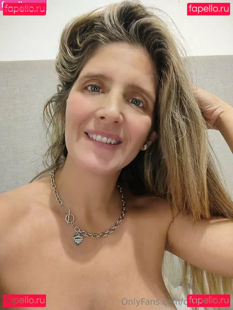 conamorlili Onlyfans Photo Gallery 