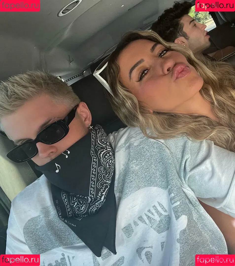 Abby Wetherington Onlyfans Photo Gallery 
