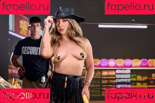 Remy LaCroix Onlyfans Photo Gallery 