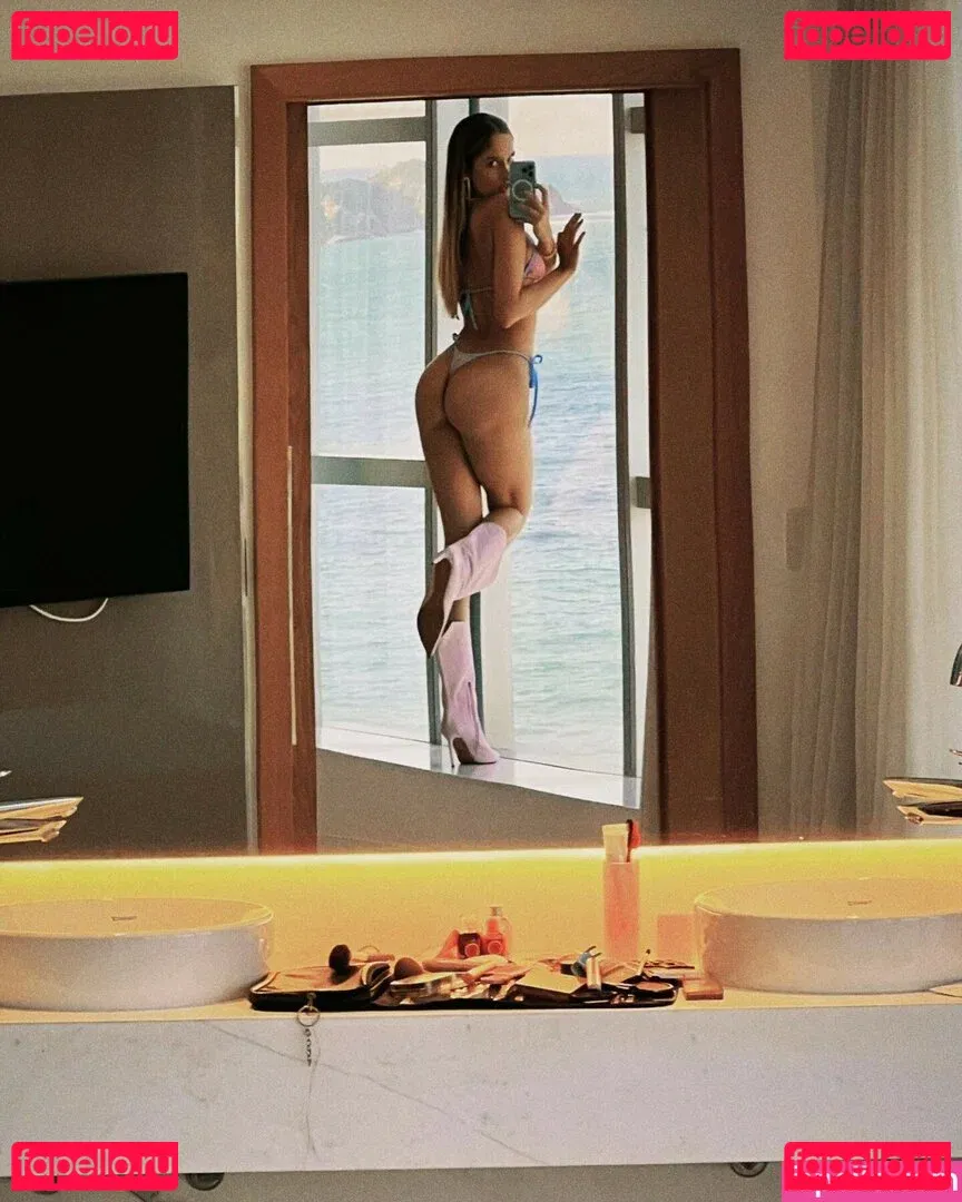 Anna Cangussu Onlyfans Photo Gallery 