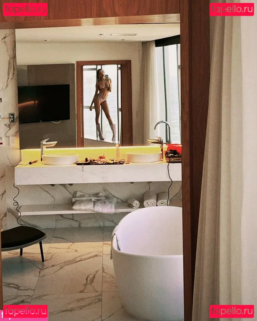 Anna Cangussu Onlyfans Photo Gallery 