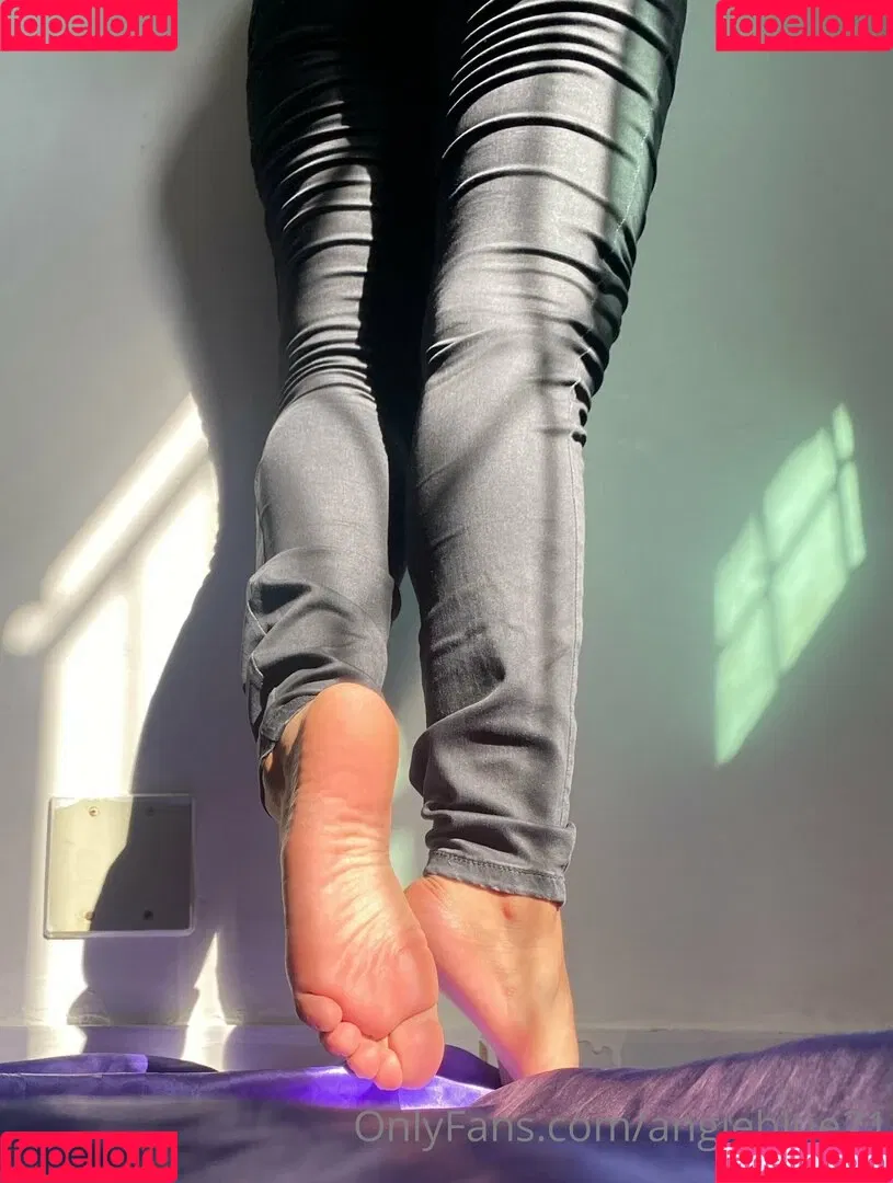 Angieblue21 Onlyfans Photo Gallery 