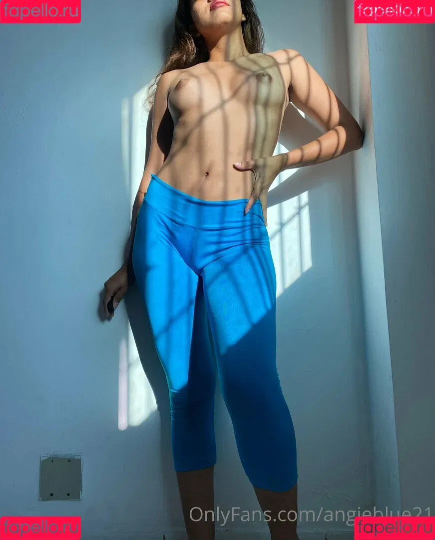 Angieblue21 Onlyfans Photo Gallery 