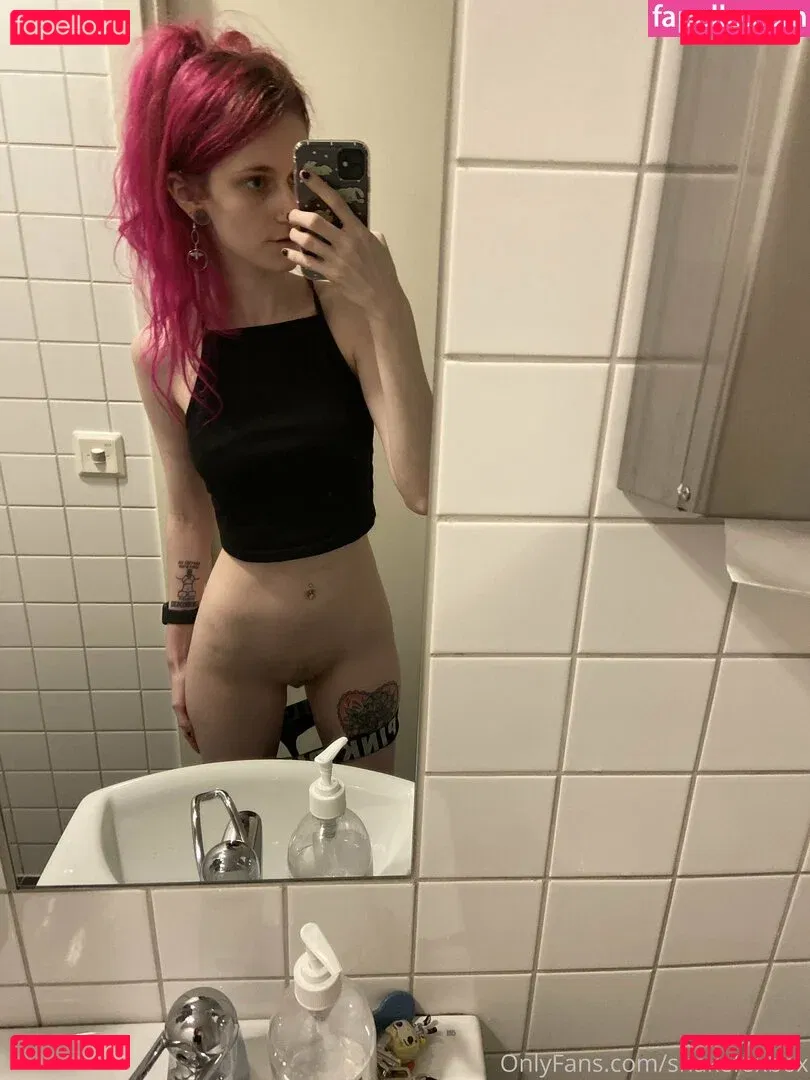 snakefoxbox Onlyfans Photo Gallery 