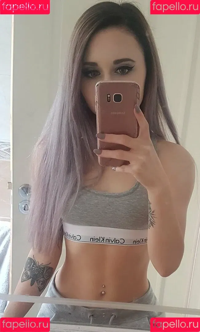 Lunar.xo Onlyfans Photo Gallery 